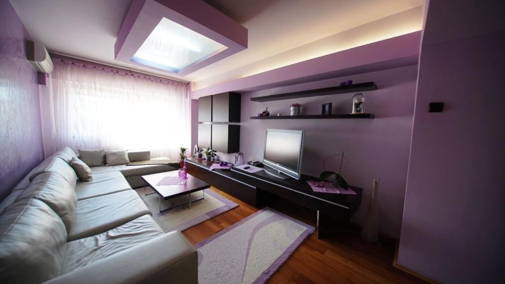 Central Apartment 4 Rooms Brasov Exterior photo