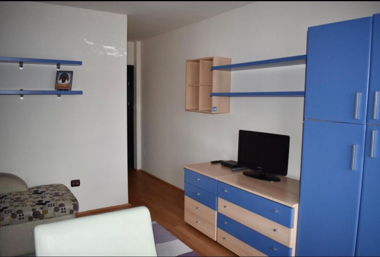 Central Apartment 4 Rooms Brasov Exterior photo